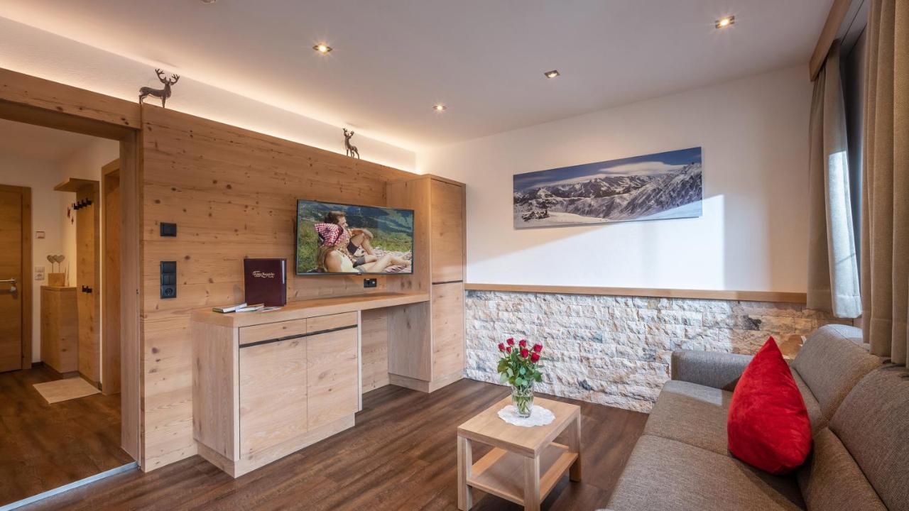 Apartments Schoene Aussicht Tux Εξωτερικό φωτογραφία