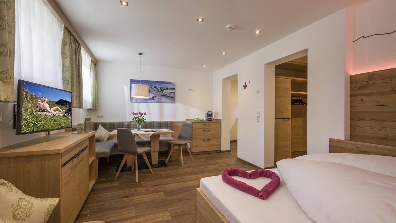 Apartments Schoene Aussicht Tux Εξωτερικό φωτογραφία