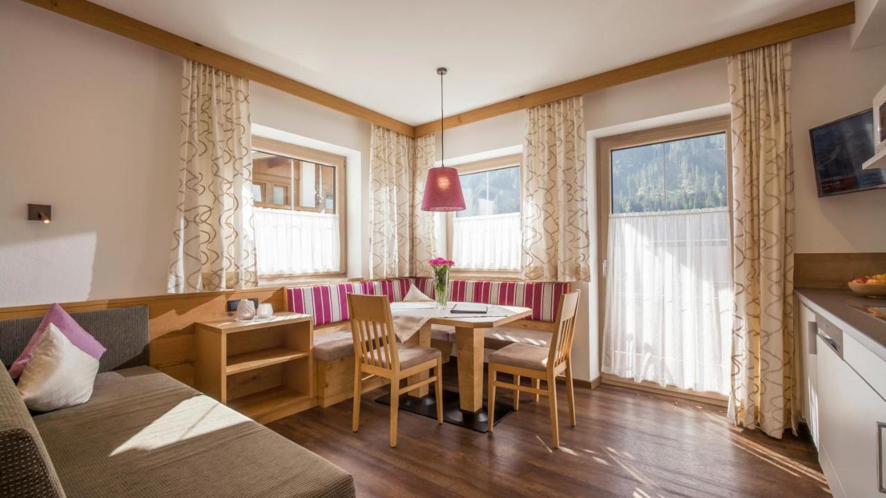 Apartments Schoene Aussicht Tux Εξωτερικό φωτογραφία